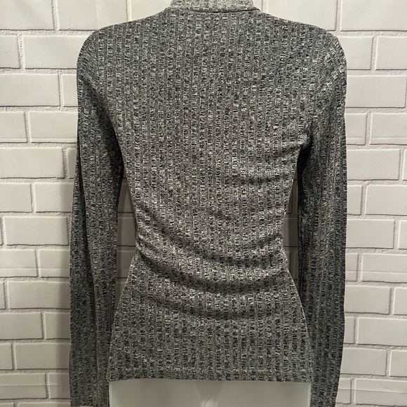 SHEIN women gray sweater /size M - Picture 3 of 6